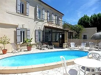 L'escale Des Alpilles 3*