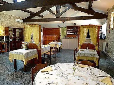 L'escale Des Alpilles Hotel
